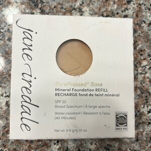 Jane Iredale PurePressed Mineral Foundation